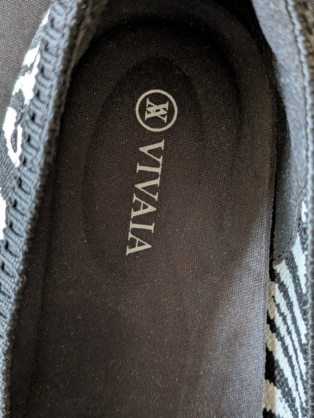 Zebra Print Pointed-Toe Flats | Size 10 - Picture 3 of 4